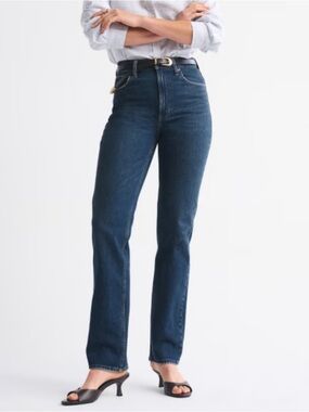 Abercrombie & fitch Ultra High Rise 90s Straight Jean size 2r 26 inch waist